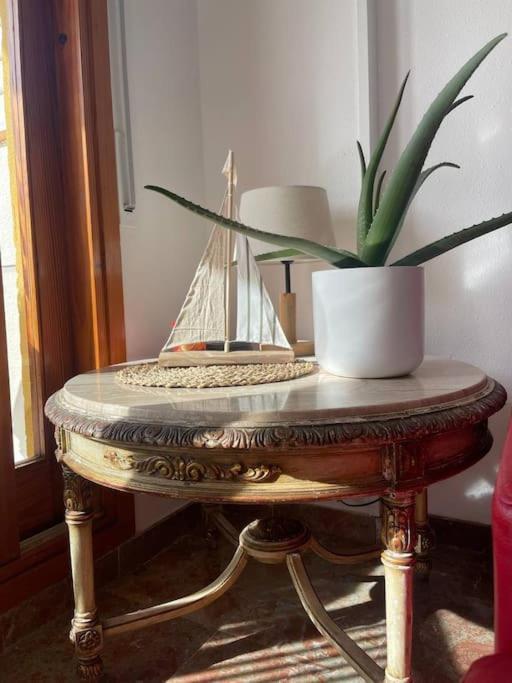 Cal Salmare Seafront Apartment With Rooftop Terrace And Pool Calafell Luaran gambar