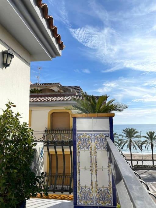 Cal Salmare Seafront Apartment With Rooftop Terrace And Pool Calafell Luaran gambar