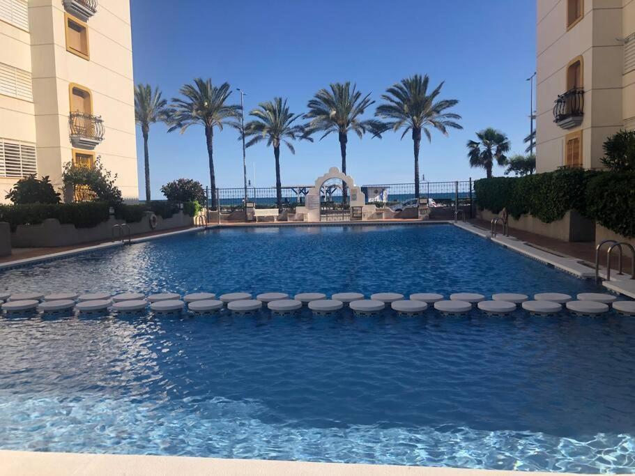 Cal Salmare Seafront Apartment With Rooftop Terrace And Pool Calafell Luaran gambar