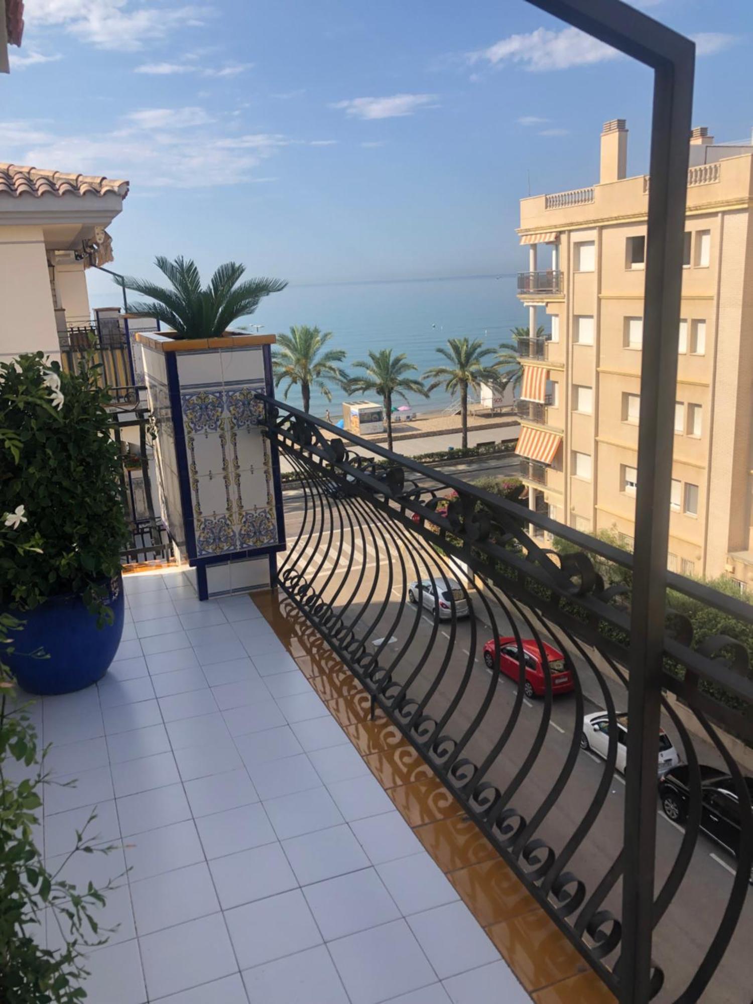 Cal Salmare Seafront Apartment With Rooftop Terrace And Pool Calafell Luaran gambar